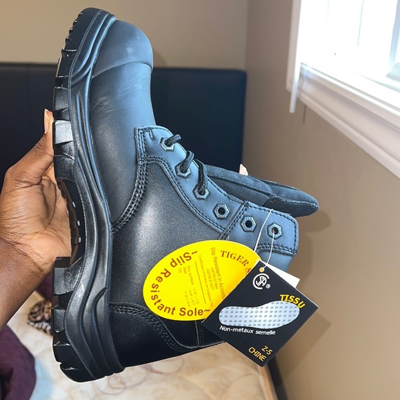 Tiger safety women’s black work boots. US 9. - Picture 3 of 13